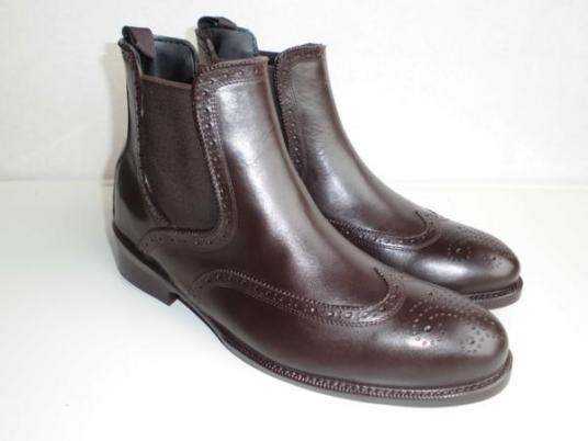 おしゃれ長靴の値段と価格推移は 212件の売買情報を集計したおしゃれ長靴の価格や価値の推移データを公開