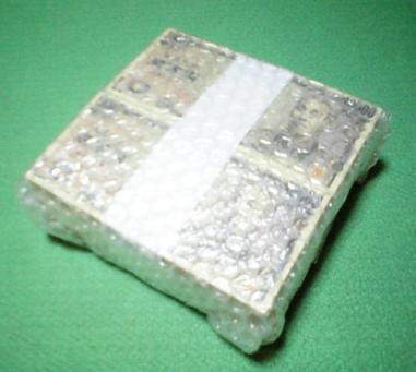 ダミー紙幣の値段と価格推移は 31件の売買情報を集計したダミー紙幣の価格や価値の推移データを公開