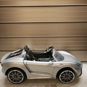 年末のプロモーション大特価 トイザらス アヴィーゴ ポルシェ918 美品 その他 Guiacieneguilla Com