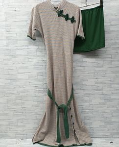 Pose Pameoの値段と価格推移は 123件の売買情報を集計したpose Pameoの価格や価値の推移データを公開