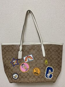 コーチ スヌーピー バッグの値段と価格推移は 128件の売買情報を集計したコーチ スヌーピー バッグの価格や価値の推移データを公開