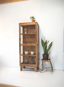 食器棚の値段と価格推移は 7 735件の売買情報を集計した食器棚の価格や価値の推移データを公開