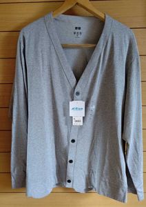 ユニクロ メンズ カーディガンの値段と価格推移は 1件の売買情報を集計したユニクロ メンズ カーディガンの価格や価値の推移データを公開