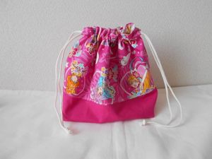 プリキュア 弁当袋の値段と価格推移は 21件の売買情報を集計したプリキュア 弁当袋の価格や価値の推移データを公開