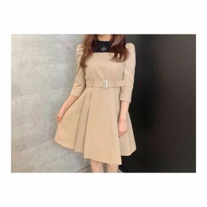 Eatme ワンピースの値段と価格推移は 69件の売買情報を集計したeatme ワンピースの価格や価値の推移データを公開