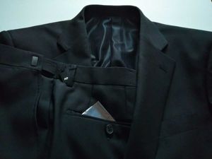 礼服 青山の値段と価格推移は 21件の売買情報を集計した礼服 青山の価格や価値の推移データを公開