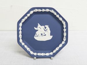 八角プレートの値段と価格推移は 176件の売買情報を集計した八角プレートの価格や価値の推移データを公開