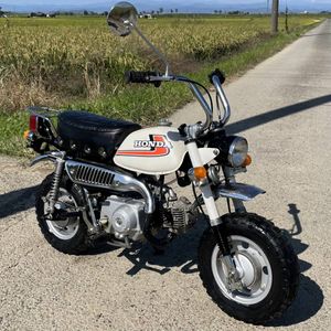 ホンダモンキーz50jの値段と価格推移は 1 3件の売買情報を集計したホンダモンキーz50jの価格や価値の推移データを公開