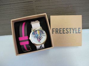 Freestyle 時計の値段と価格推移は 82件の売買情報を集計したfreestyle 時計の価格や価値の推移データを公開