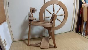 糸車の値段と価格推移は 328件の売買情報を集計した糸車の価格や価値の推移データを公開