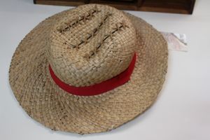 ルフィの麦わら帽子の値段と価格推移は 9件の売買情報を集計したルフィの麦わら帽子の価格や価値の推移データを公開