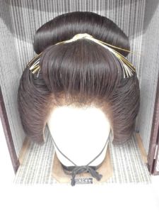 日本髪 かつらの値段と価格推移は 1件の売買情報を集計した日本髪 かつらの価格や価値の推移データを公開