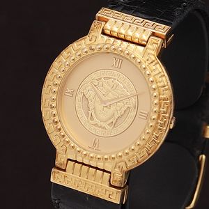ヴェルサーチ 時計の値段と価格推移は 499件の売買情報を集計したヴェルサーチ 時計の価格や価値の推移データを公開