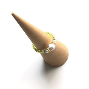 白いバラの値段と価格推移は 122件の売買情報を集計した白いバラの価格や価値の推移データを公開