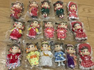 人形キーホルダーの値段と価格推移は 1 184件の売買情報を集計した人形キーホルダーの価格や価値の推移データを公開