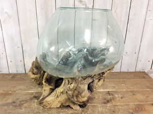 流木 花瓶の値段と価格推移は 27件の売買情報を集計した流木 花瓶の価格や価値の推移データを公開