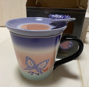 コップ Usjの値段と価格推移は 125件の売買情報を集計したコップ Usjの価格や価値の推移データを公開