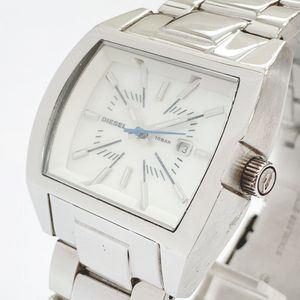 ディーゼル 時計 スクエアの値段と価格推移は 38件の売買情報を集計したディーゼル 時計 スクエアの価格や価値の推移データを公開