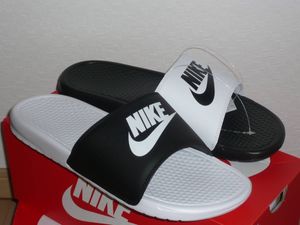 Nike ベナッシ ミスマッチの値段と価格推移は 13件の売買情報を集計したnike ベナッシ ミスマッチの価格や価値の推移データを公開
