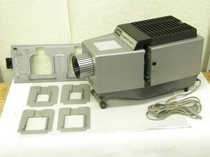 スライドプロジェクターの値段と価格推移は 321件の売買情報を集計したスライドプロジェクターの価格や価値の推移データを公開