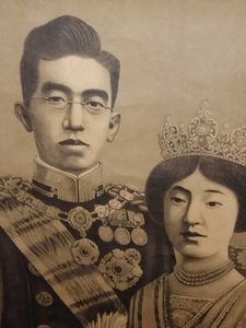 昭和天皇 像の値段と価格推移は？｜11件の売買情報を集計した昭和天皇 