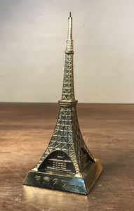東京タワー 置物の値段と価格推移は 21件の売買情報を集計した東京タワー 置物の価格や価値の推移データを公開