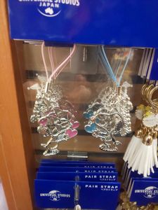 スヌーピー Usj ペアストラップの値段と価格推移は 12件の売買情報を集計したスヌーピー Usj ペアストラップの価格や価値の推移データを公開