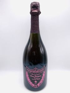 ドンペリピンクの値段と価格推移は 10件の売買情報を集計したドンペリピンクの価格や価値の推移データを公開