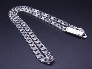 Gucci ネックレス メンズの値段と価格推移は 1 210件の売買情報を集計したgucci ネックレス メンズの価格や価値の推移データを公開