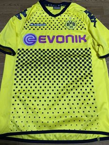 香川真司 ドルトムント ユニフォームの値段と価格推移は 65件の売買情報を集計した香川真司 ドルトムント ユニフォームの価格や価値の推移データを公開