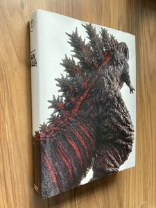 ジ アート オブ シン ゴジラの値段と価格推移は 10件の売買情報を集計したジ アート オブ シン ゴジラの価格や価値の推移データを公開