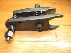 ボールジョイントリムーバーの値段と価格推移は 64件の売買情報を集計したボールジョイントリムーバーの価格や価値の推移データを公開