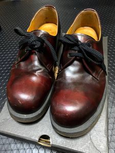 人気沸騰 Dr Martens 3ホール 赤紐 赤ステッチ ビンテージ イングランド ブーツ Stgcenter Org