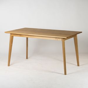 激安人気新品モモナチュラル Vent オーク材 ダイニングテーブル 4人用 ヴィンテージテ風 ダイニングテーブル 机 テーブル 31 635 Www Akpokulaw Com