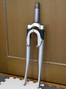 Rst サスペンションフォークの値段と価格推移は 6件の売買情報を集計したrst サスペンションフォークの価格や価値の推移データを公開