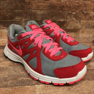 ナイキ レボリューション2の値段と価格推移は 54件の売買情報を集計したナイキ レボリューション2の価格や価値の推移データを公開