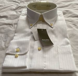 高級ワイシャツの値段と価格推移は 116件の売買情報を集計した高級ワイシャツの価格や価値の推移データを公開