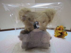 コアラ ぬいぐるみ オーストラリアの値段と価格推移は 122件の売買情報を集計したコアラ ぬいぐるみ オーストラリアの価格や価値の推移データを公開