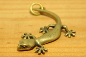 イモリ ヤモリの値段と価格推移は 116件の売買情報を集計したイモリ ヤモリの価格や価値の推移データを公開