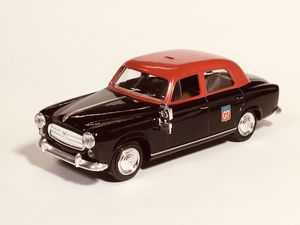 プジョー403の値段と価格推移は 17件の売買情報を集計したプジョー403の価格や価値の推移データを公開