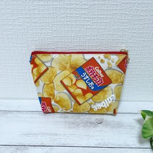 ポテトチップスの値段と価格推移は 987件の売買情報を集計したポテトチップスの価格や価値の推移データを公開