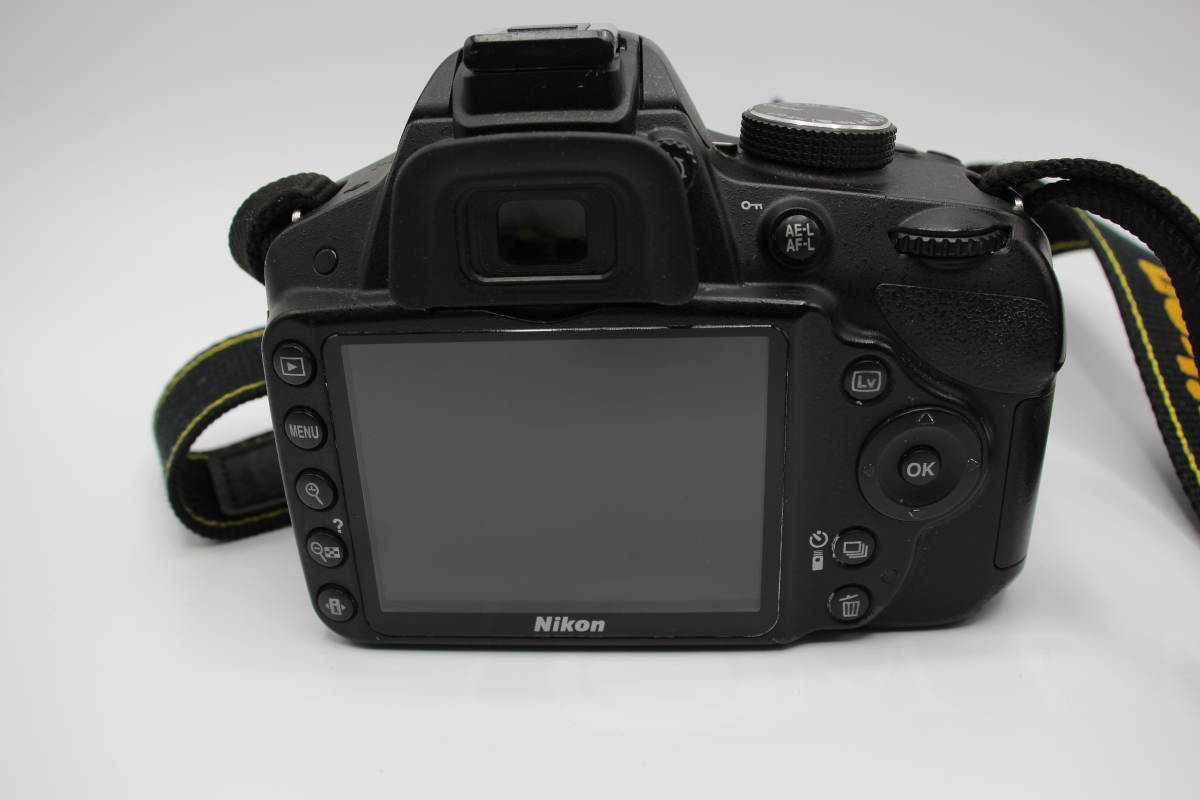 動作品】NIKON D3200 レンズキット ご覧いただきありがとうございます