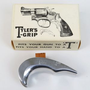 タイラー Tylerのヤフオク の相場 価格を見る ヤフオク のタイラー Tylerのオークション売買情報は46件が掲載されています