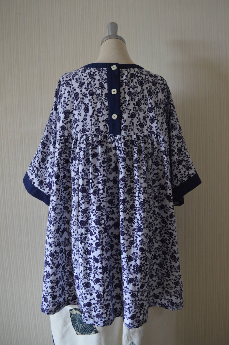 着物リメイク ドルマン袖の後ろボタンブラウス 浴衣 藍染 花柄 木綿 古布 女性和服 着物 売買されたオークション情報 Yahooの商品情報をアーカイブ公開 オークファン Aucfan Com