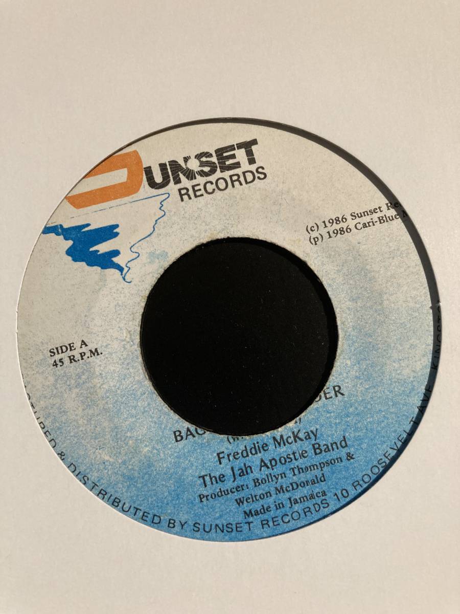 【killer digi】 Freddie McKay - Bag Over Shoulder
