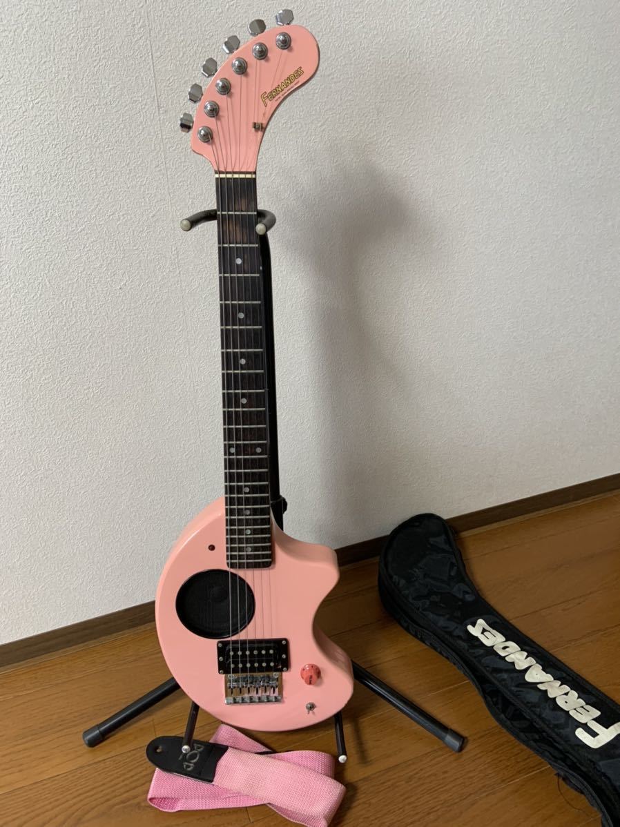 FERNANDES ZO-3 ピンク エレキギター 本体 ソフトケース付き