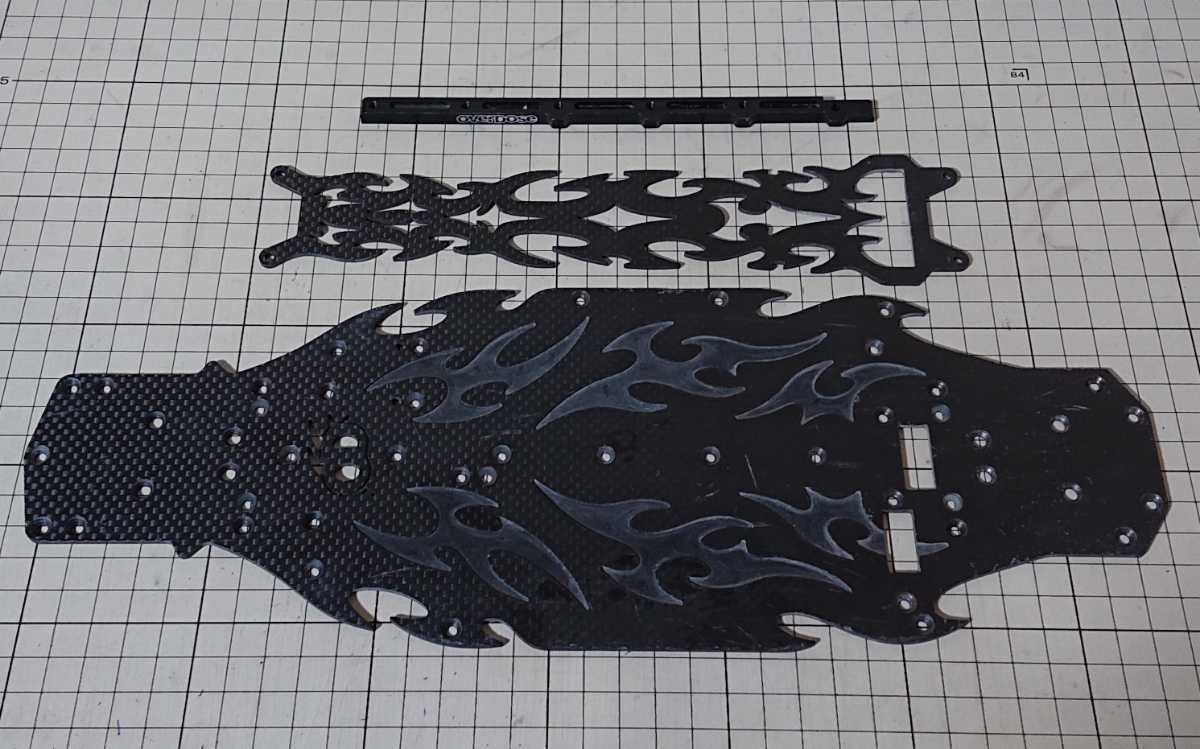 マットブラックカーボンシャーシコンバージョンキット (For ドリパケ