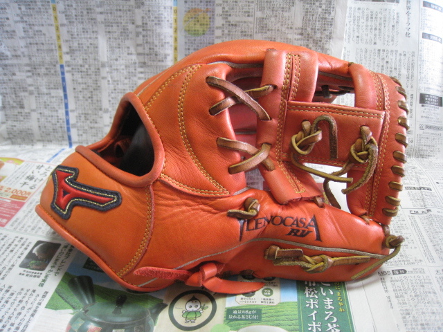 即戦力 ミズノ グローブ グラブ オレンジ系 軟式用？ 内野手用