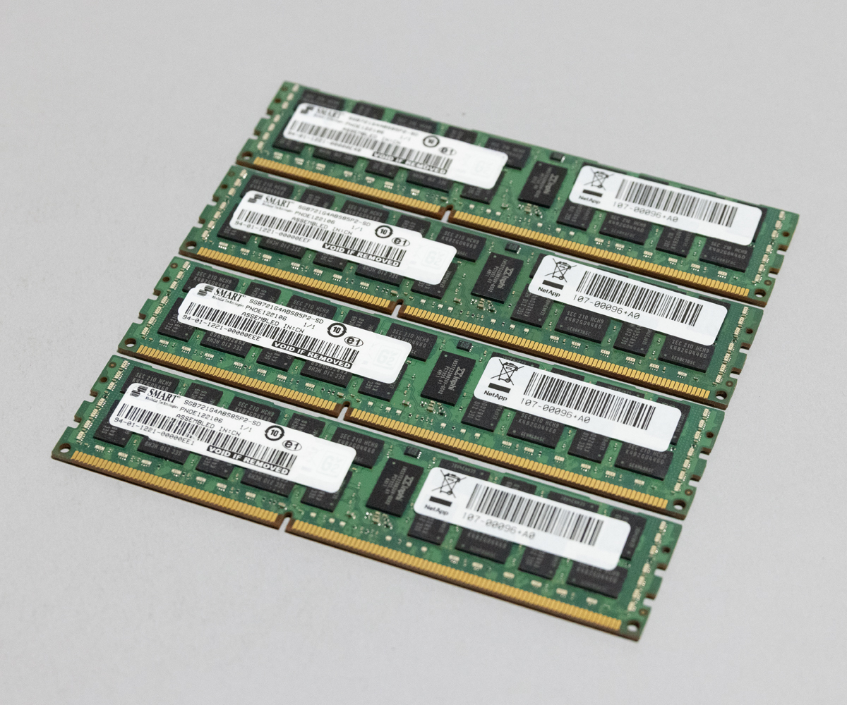 PCパーツ 4枚セット！！DDR3 8GB メモリ 240ピン 1333MHz！！