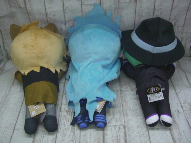 ツイステ メガジャンボ寝そべりぬいぐるみ イデアなど まとめ売り